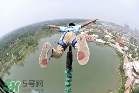 蹦極是什么感覺(jué)？第一次蹦極是什么感覺(jué)？