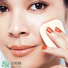 吃妝太厲害怎么辦？臉上吃妝怎么補(bǔ)救？