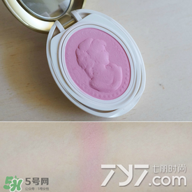 紫色腮紅哪個牌子好？紫色腮紅推薦