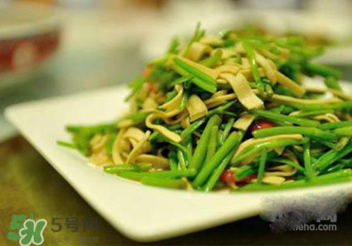 孕婦可以吃野芹菜嗎？孕婦吃野芹菜有什么好處？