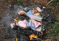 清明節(jié)燒紙錢有用嗎？清明節(jié)為什么要燒紙？