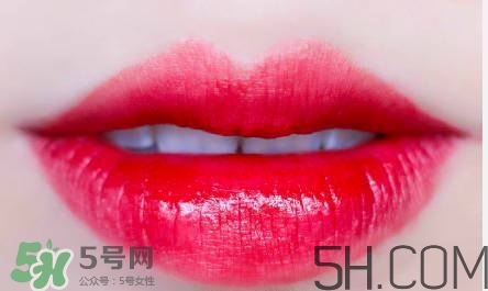 蘭蔻和雅詩蘭黛口紅哪個(gè)好？雅詩蘭黛和蘭蔻口紅對(duì)比