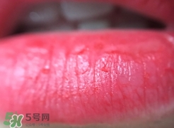 美康粉黛紅鸞心動(dòng)唇釉怎么樣？美康粉黛氣墊唇釉好用嗎