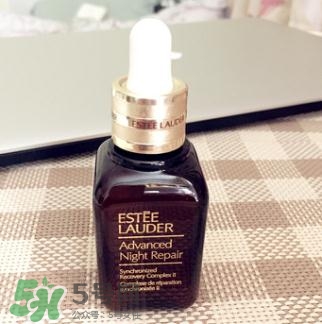 蘭蔻大眼精華和雅詩蘭黛小棕瓶哪個好？蘭蔻大眼精華和小棕瓶對比
