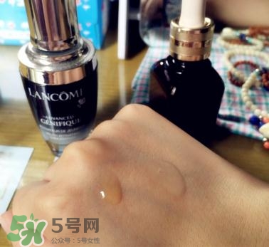 蘭蔻大眼精華和雅詩蘭黛小棕瓶哪個好？蘭蔻大眼精華和小棕瓶對比