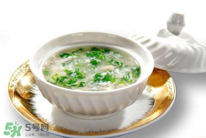 薺菜和魚可以一起吃嗎？薺菜能和魚一起吃嗎？