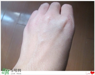 美康粉黛六勝肽回春膏怎么樣？美康粉黛六勝肽回春膏有激素嗎？