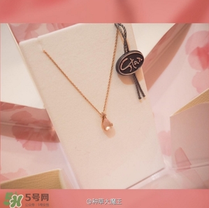 star jewelry2017櫻花限定多少錢？star jewelry櫻花項(xiàng)鏈?zhǔn)宙渻r(jià)格