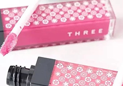 three2017櫻花限量有哪些？three櫻花限量化妝品多少錢