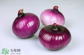 洋蔥中間黃了可以吃嗎？洋蔥里面發(fā)黃能吃嗎？