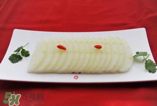 冬瓜要去皮嗎？冬瓜皮能吃嗎？