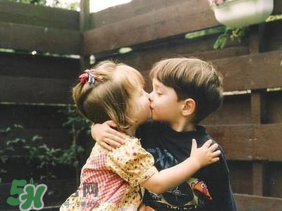 性教育從什么時候開始？孩子性教育怎么教