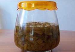 醋泡葡萄干有什么功效？醋泡葡萄干的功效與作用