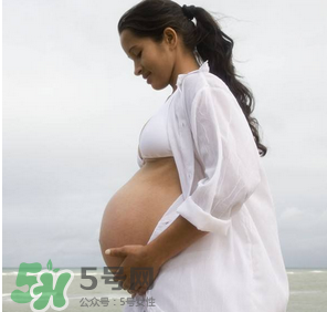 孕婦發(fā)燒怎么退燒？孕婦發(fā)燒能用退熱貼嗎？