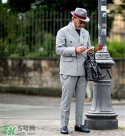 格子西裝怎么搭配？格子西服怎么搭配好看？