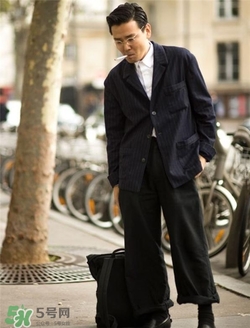 條紋西裝怎么搭配？條紋西服怎么搭配好看？