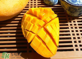 芒果為什么會變黑？芒果為什么有黑點(diǎn)？