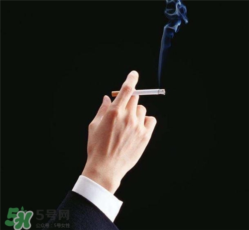 衣服上有煙味怎么去除？衣服上有煙味怎么辦？
