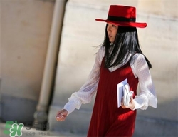 紅色衣服怎么搭配？紅色衣服怎么搭配好看？