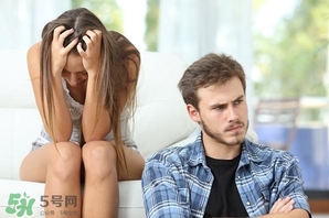 老公出軌怎么辦？老公出軌該不該離婚？
