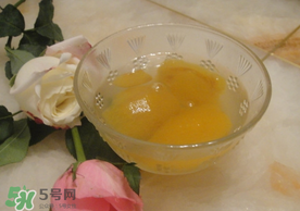 枇杷和蜂蜜能一起吃嗎？枇杷放蜂蜜好嗎？