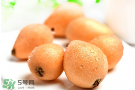 枇杷和姜能一起吃嗎？枇杷和生姜能一起煮嗎？