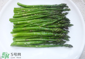 蘆筍能放多久？蘆筍放久了還能吃嗎？