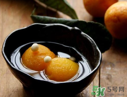 枇杷和川貝能一起吃嗎？川貝和枇杷能一起燉嗎？