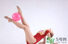 月經(jīng)提前半個(gè)月怎么回事？月經(jīng)提前半個(gè)月什么原因？