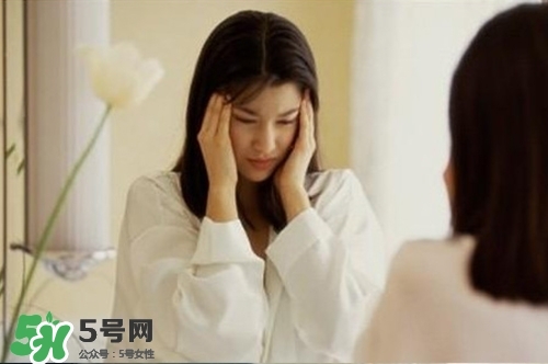 抑郁癥有哪些癥狀？哪些人易患抑郁癥？
