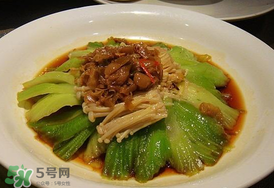 薺菜和金針菇能一起吃嗎？薺菜能和金針菇一起炒嗎？