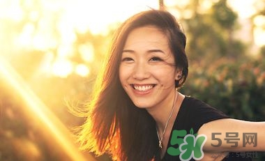 女人熬夜怎么保養(yǎng)皮膚？女人熬夜吃什么補(bǔ)品好？
