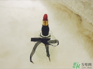 蘿卜丁口紅怎么打開？蘿卜丁口紅打開方法