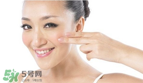 怎樣預(yù)防臉上長(zhǎng)斑？如何預(yù)防臉上長(zhǎng)斑