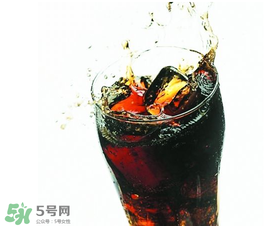 孕婦可以喝可樂嗎？孕婦喝可樂對胎兒有影響嗎？