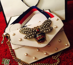 gucci蜜蜂包正品多少錢？gucci古馳蜜蜂珍珠包專柜價(jià)格