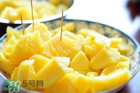 過敏性鼻炎可以吃菠蘿嗎？過敏性鼻炎能不能吃菠蘿？