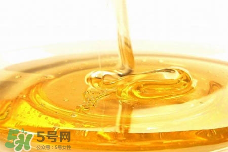 過敏性鼻炎可以吃蜂蜜嗎？過敏性鼻炎能不能吃蜂蜜？