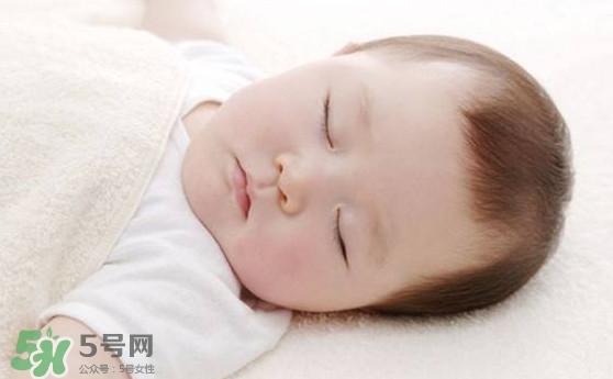 孩子睡覺為什么打呼嚕？孩子睡覺打呼嚕是什么原因