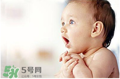 新生兒打嗝怎么辦？新生兒打嗝要怎么做