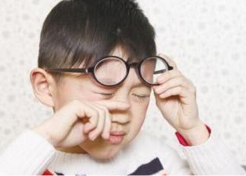 近視眼怎么自然恢復(fù)？近視眼如何自然恢復(fù)