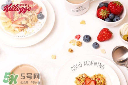 谷蘭諾拉水果谷物麥片怎么吃？谷蘭諾拉水果麥片有幾種吃法？