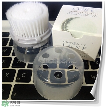 clarisonic mia fit洗臉刷怎么用？科萊麗mia fit洗臉刷使用方法