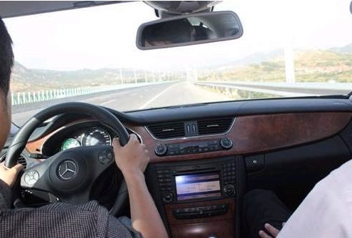 暈車人可以開車嗎？暈車人可不可以開車