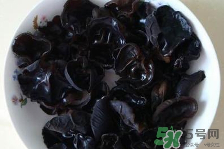 黑木耳泡發(fā)要多久？泡發(fā)木耳需要多長時間？