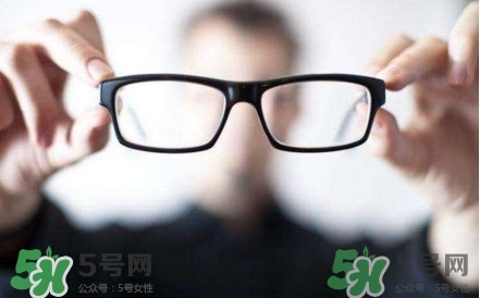 近視眼吃什么對眼睛好？近視眼吃什么好