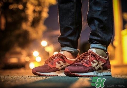 亞瑟士和耐克哪個好？asics和nike跑鞋哪個更好？