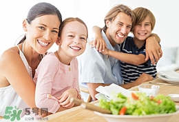 經(jīng)常胃痛吃什么食物好？胃痛吃什么食物好得快