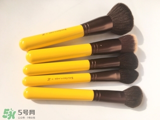 受受狼小黃鴨化妝刷怎么樣？受受狼小黃鴨化妝刷多少錢？