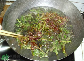 香椿為什么要焯水？香椿怎么焯水？